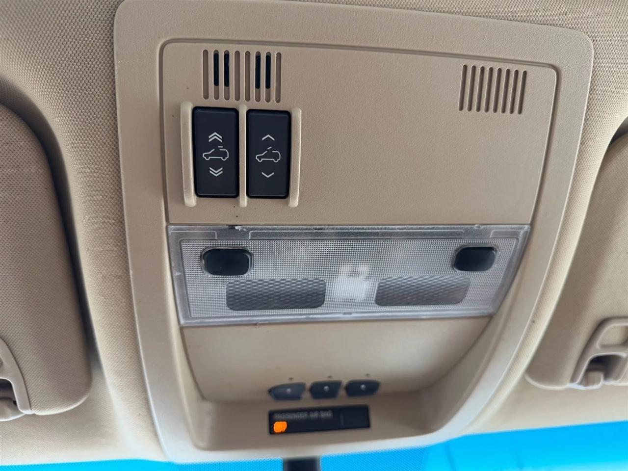 Chevrolet Avalanche  2011