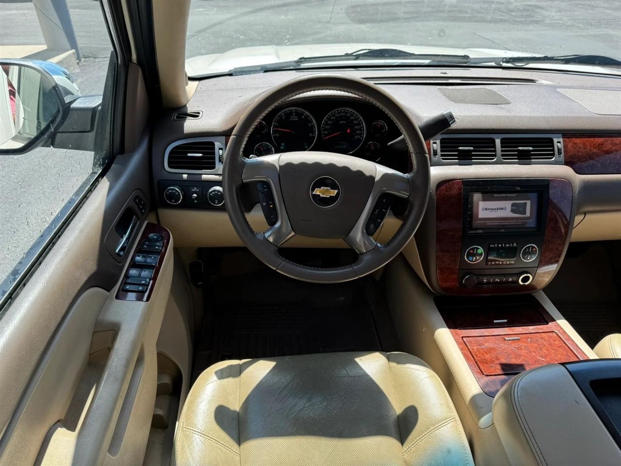 2011 Chevrolet Avalanche LTZ - Photo 10