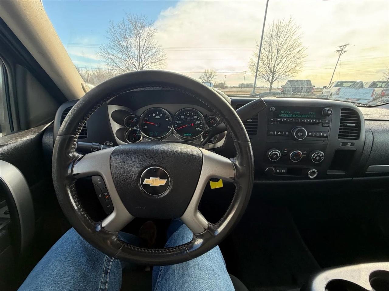 Chevrolet Silverado 2500HD  2011