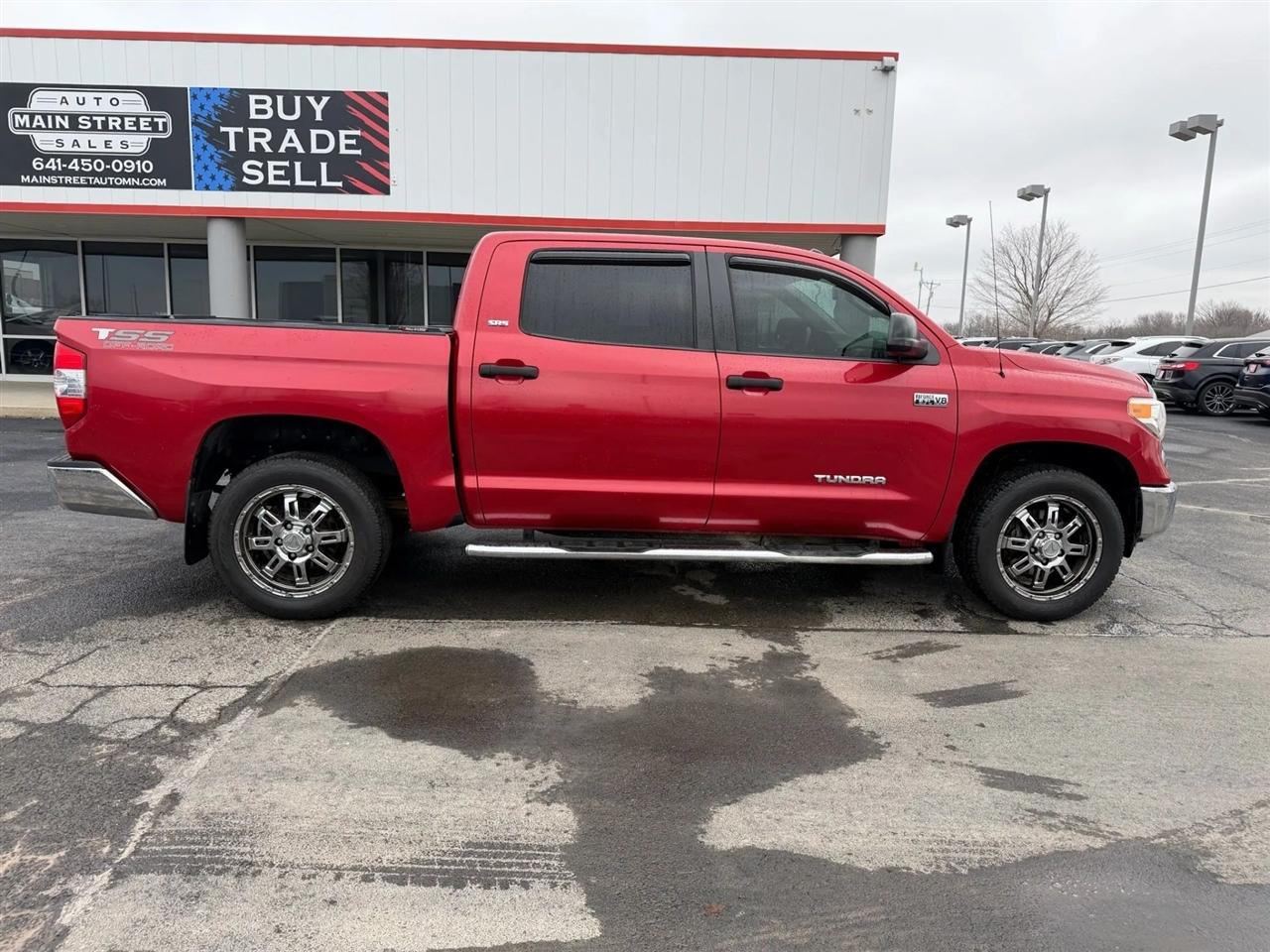 Toyota Tundra  2015
