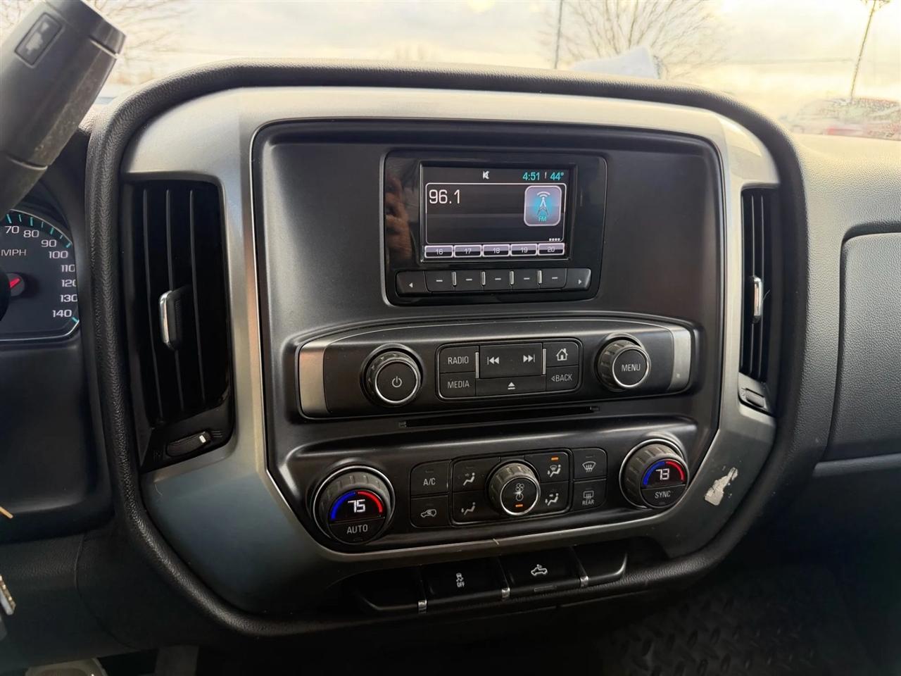 Chevrolet Silverado 2500HD  2015