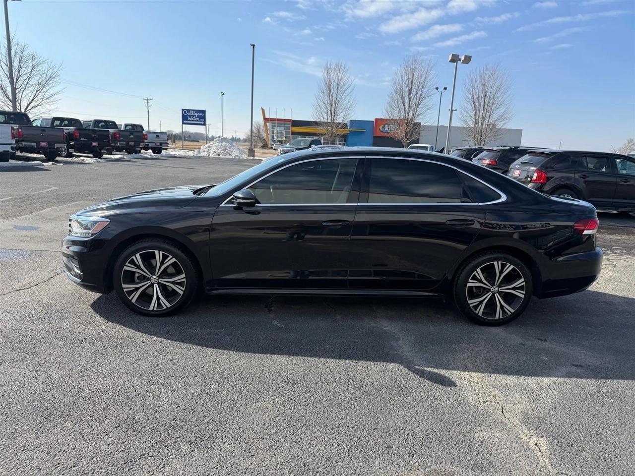 Volkswagen Passat  2021