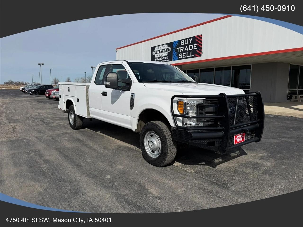 2017 Ford F-350 SD XL Pickup 4D 8 ft