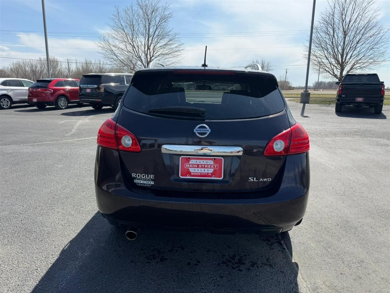 Nissan Rogue  2011