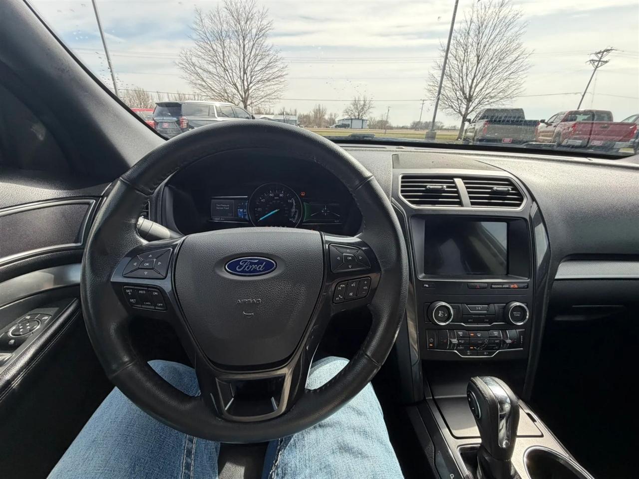 Ford Explorer  2018