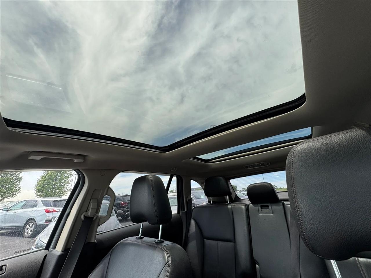 Ford Edge  2012