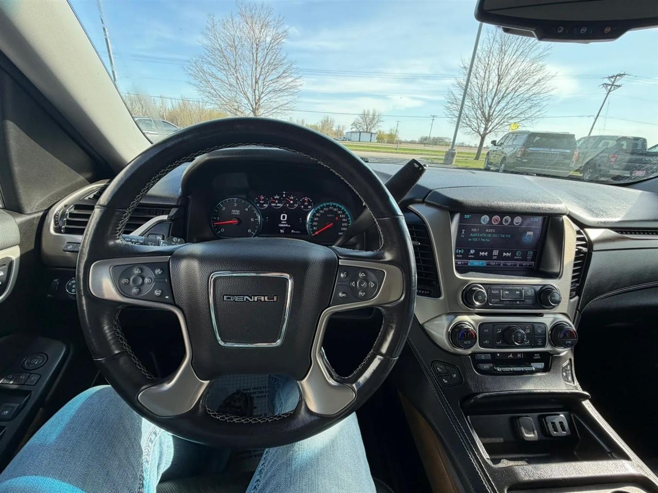 GMC Yukon XL  2019