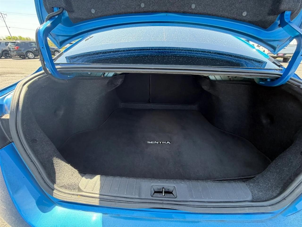 Nissan Sentra  2021