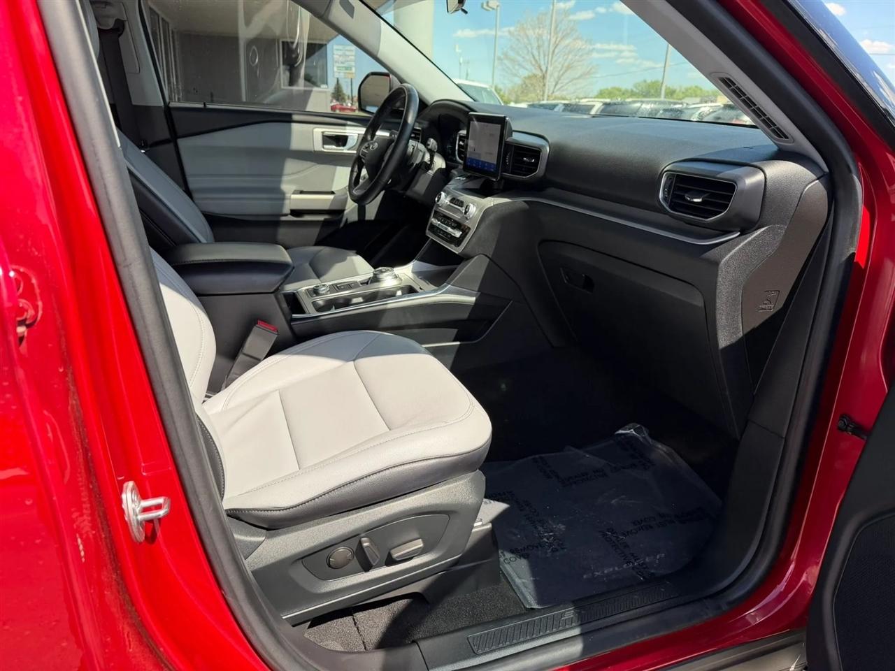 Ford Explorer  2021