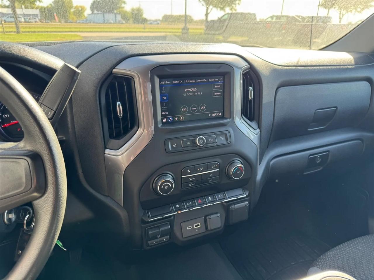 Chevrolet Silverado 1500  2021