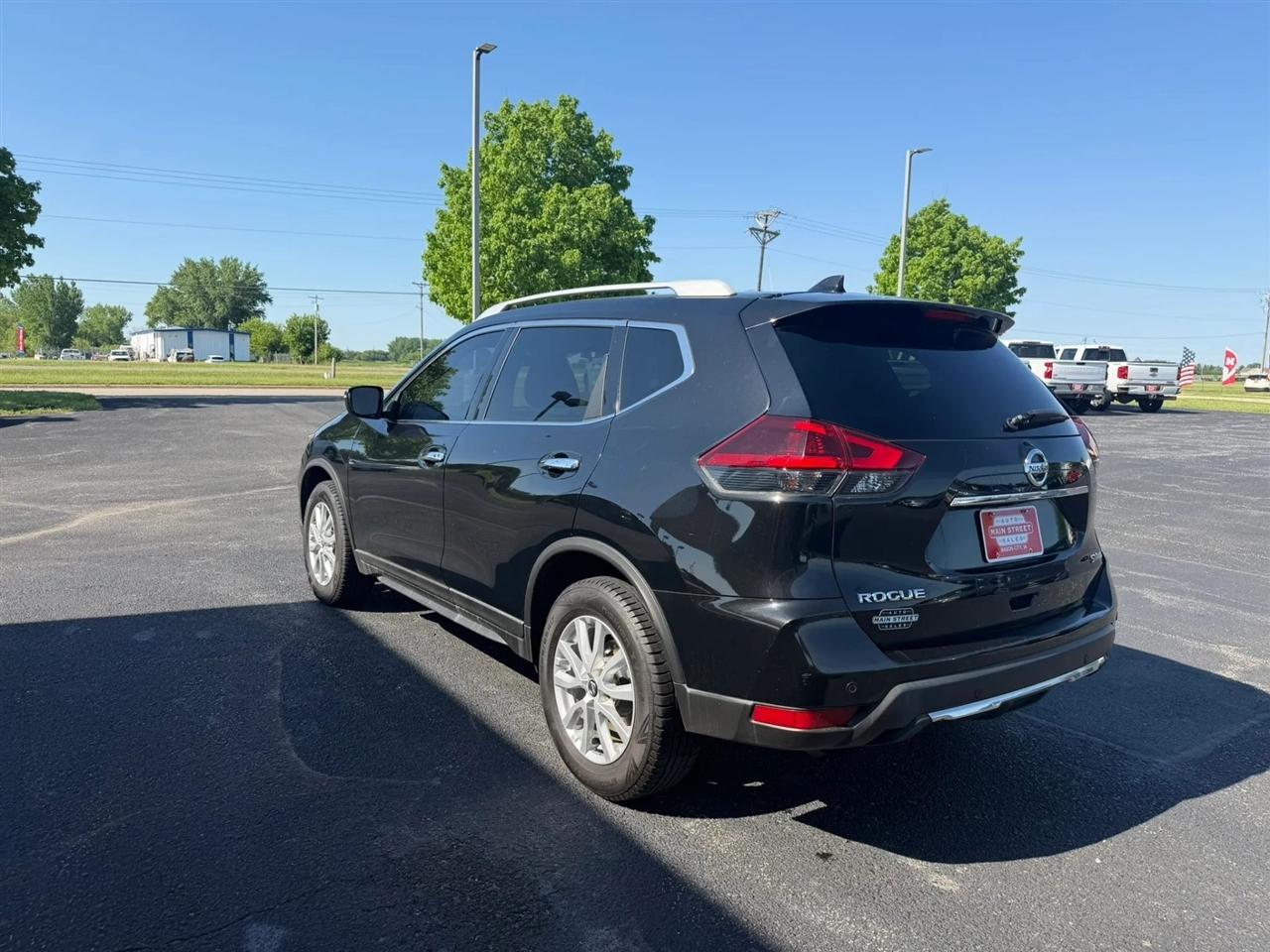 Nissan Rogue  2020