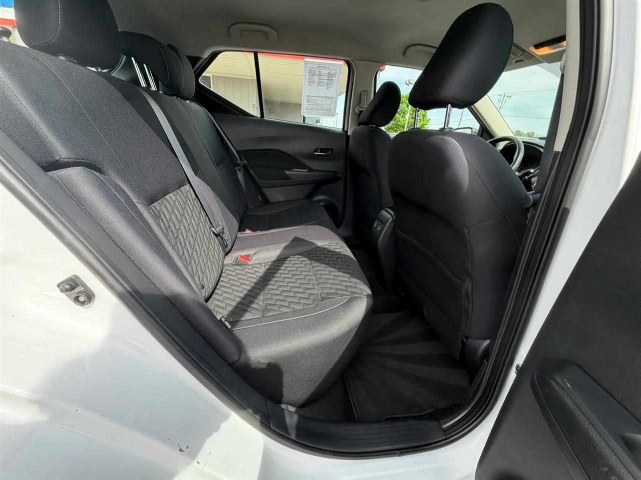 Nissan Kicks  2023
