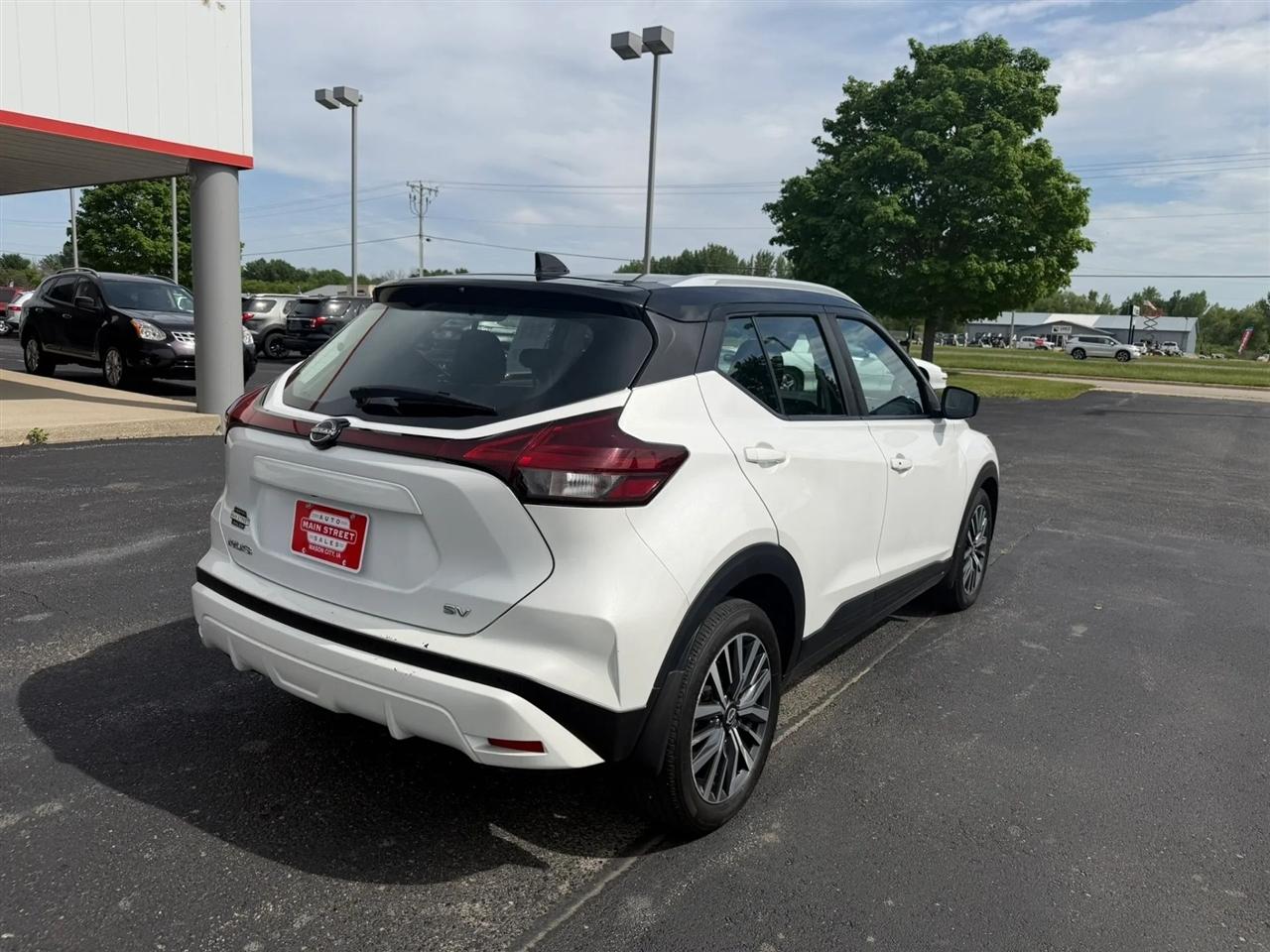 Nissan Kicks  2023