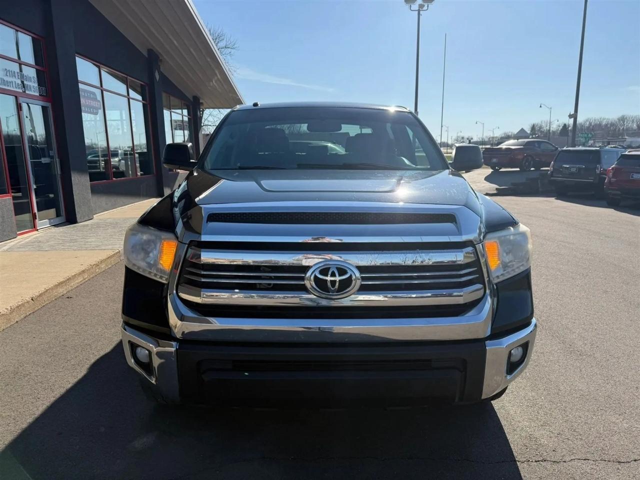 Toyota Tundra  2016