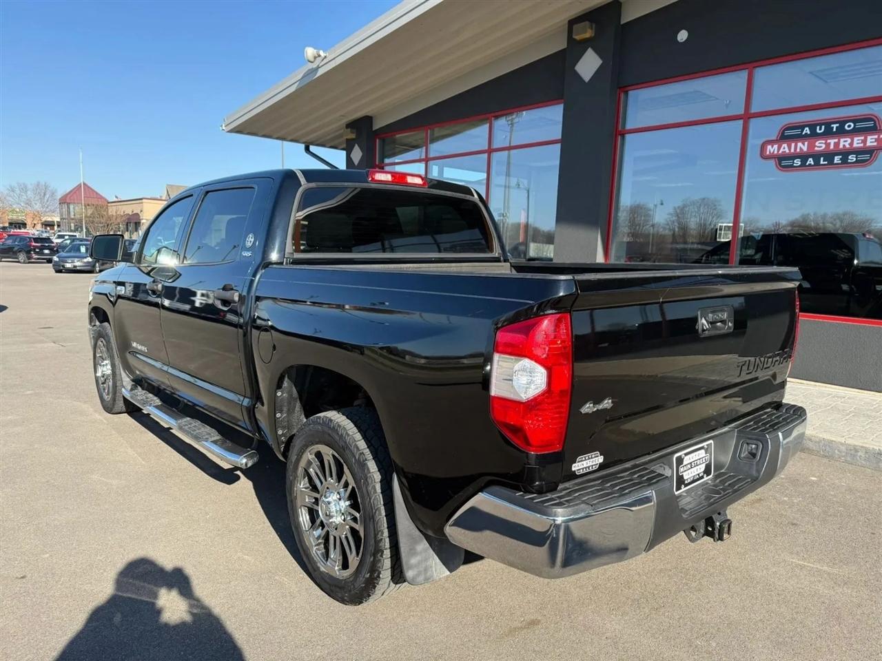 Toyota Tundra  2016