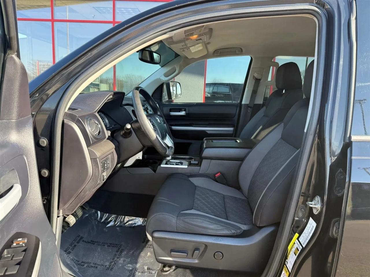 Toyota Tundra  2016