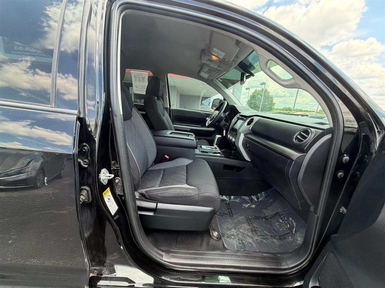 Toyota Tundra  2016