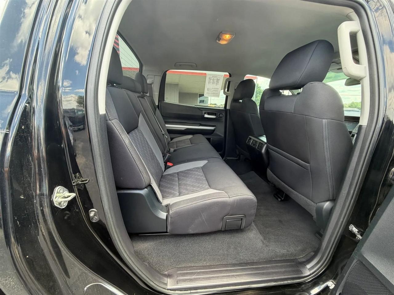 Toyota Tundra  2016