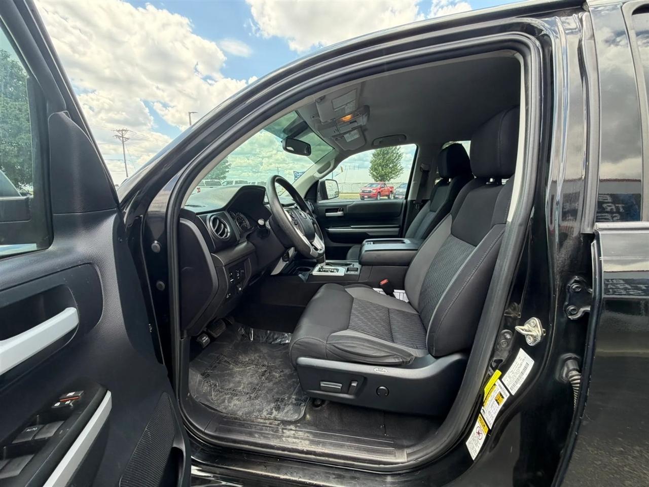 Toyota Tundra  2016