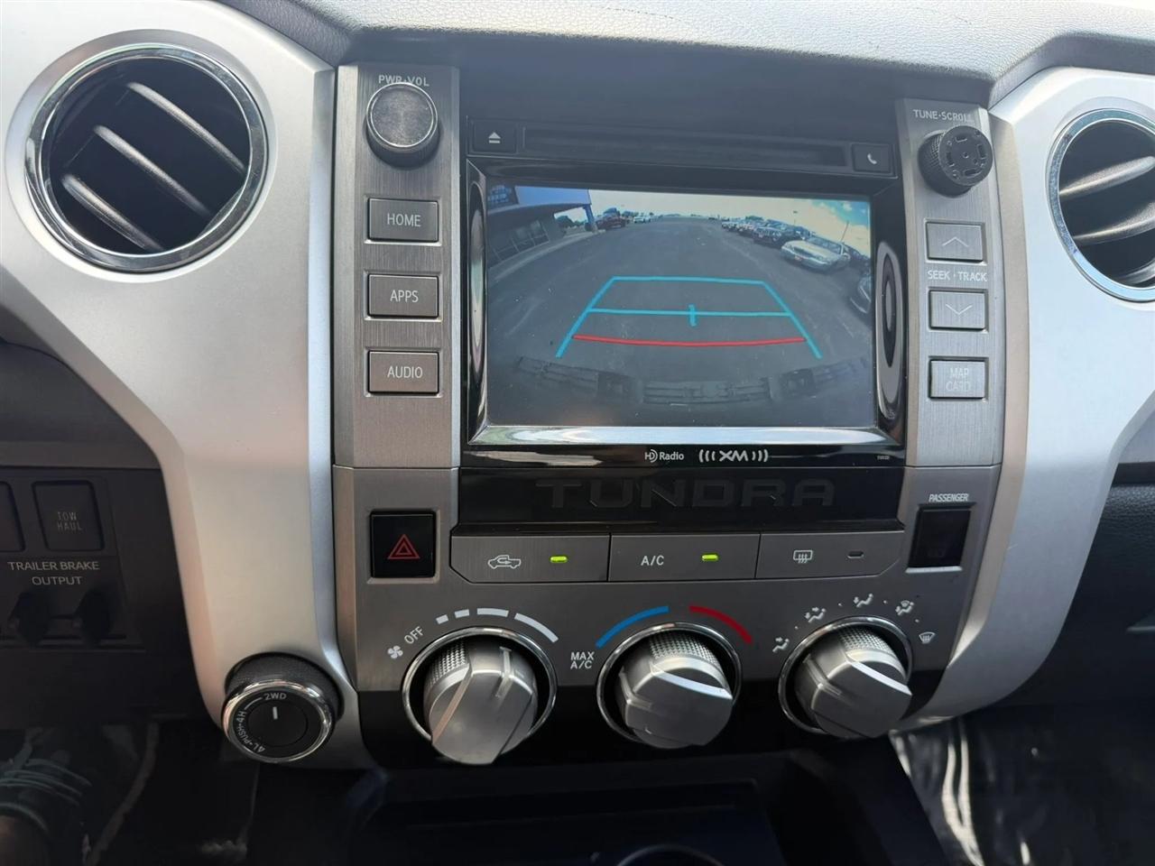 Toyota Tundra  2016