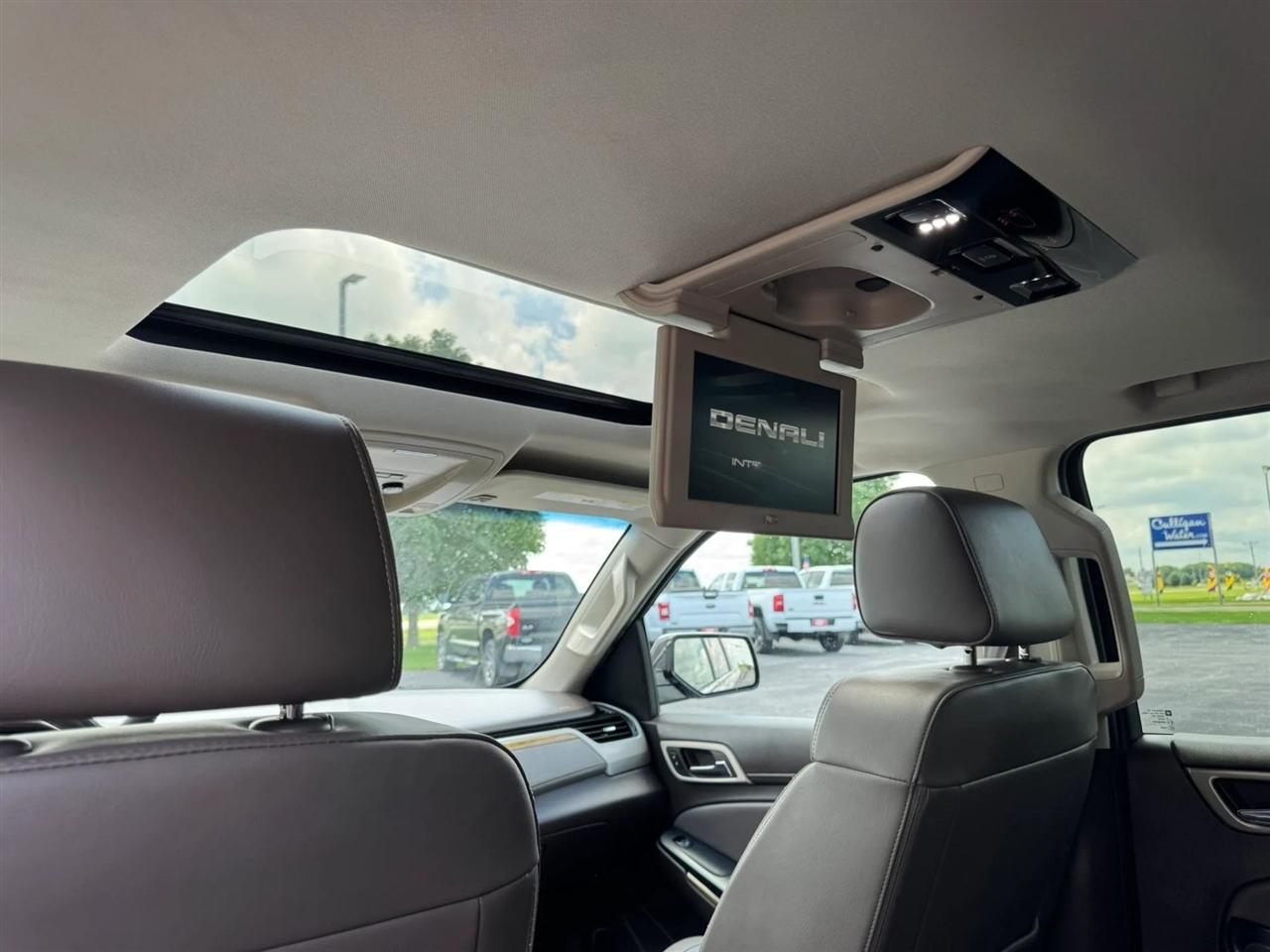 GMC Yukon XL  2017