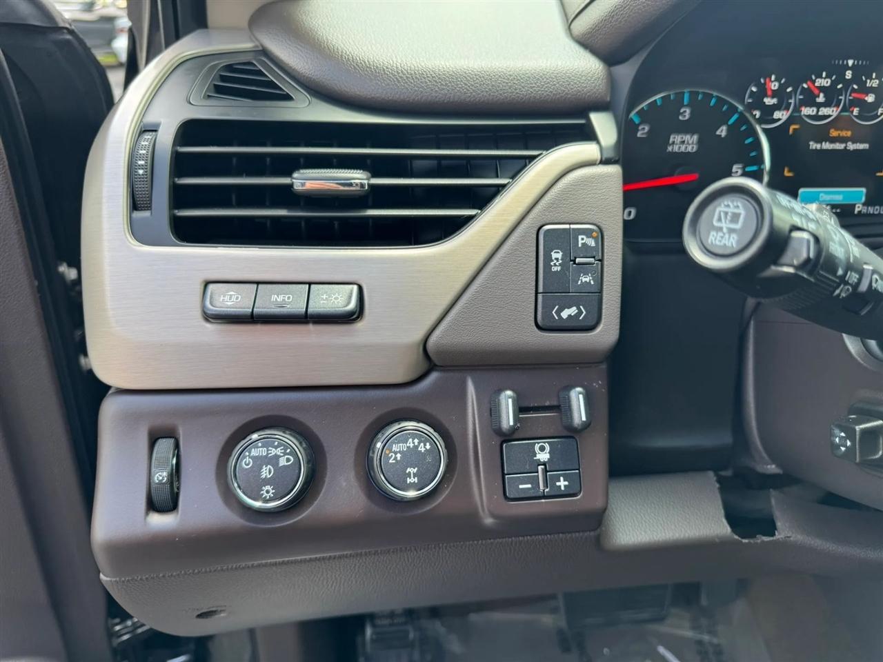 GMC Yukon XL  2017