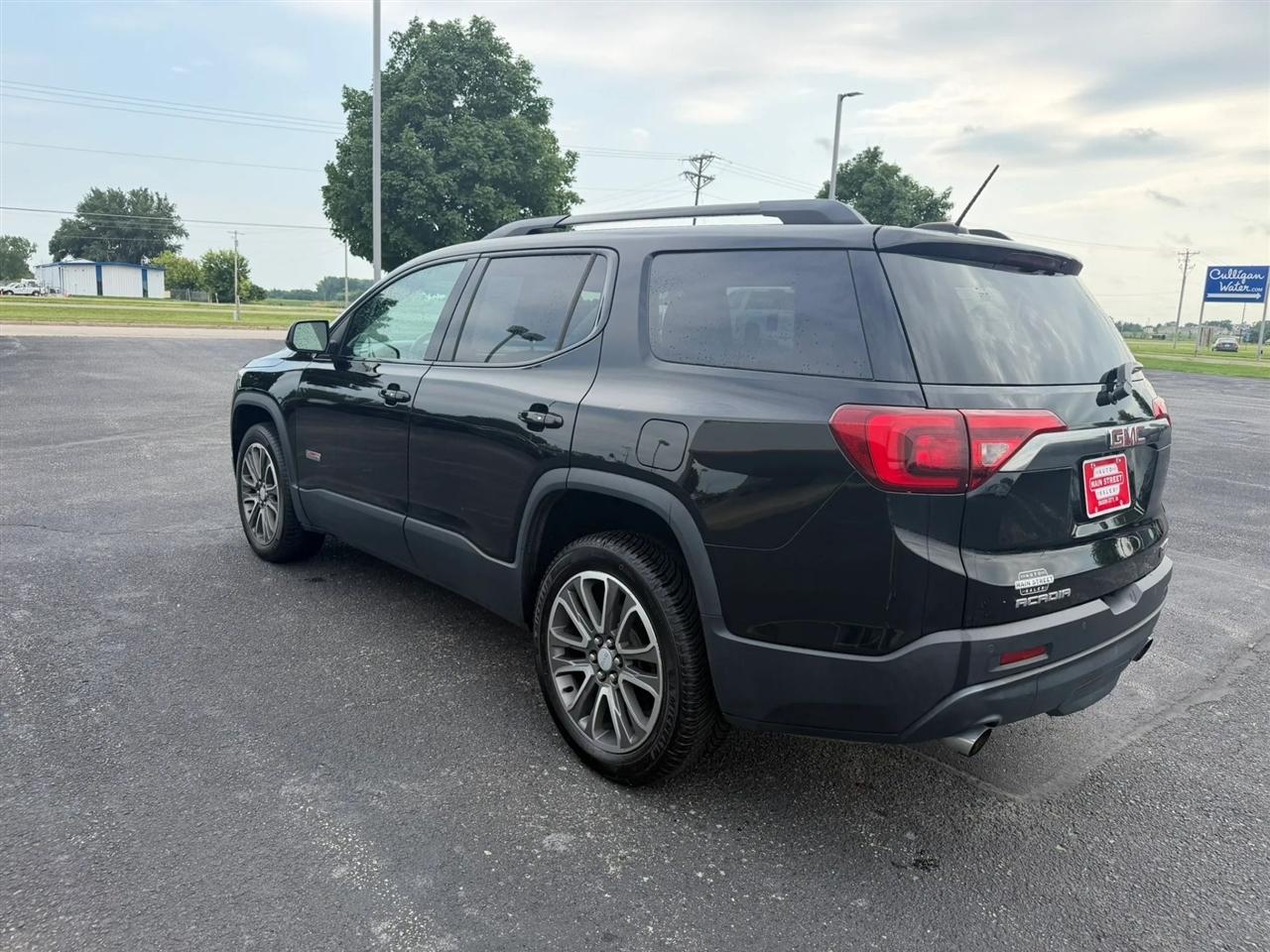 GMC Acadia  2017