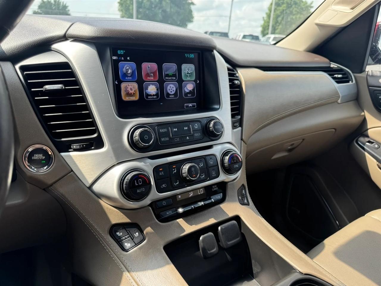 GMC Yukon  2017