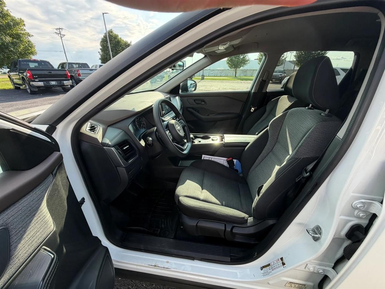 Nissan Rogue  2021