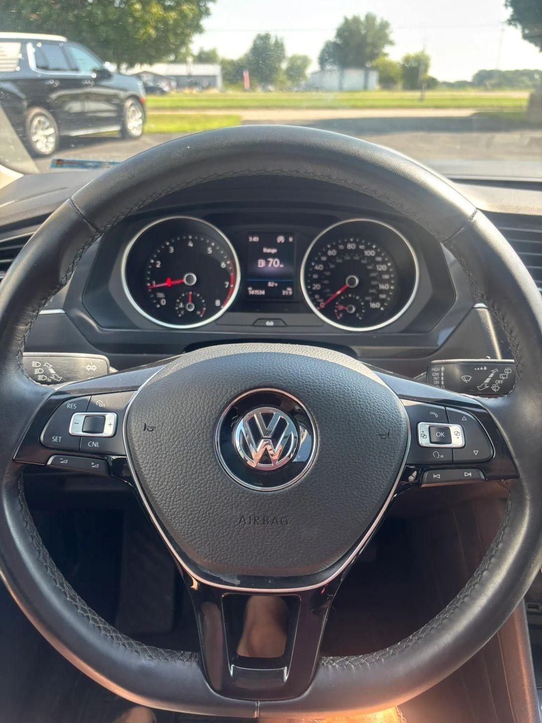 Volkswagen Tiguan  2018