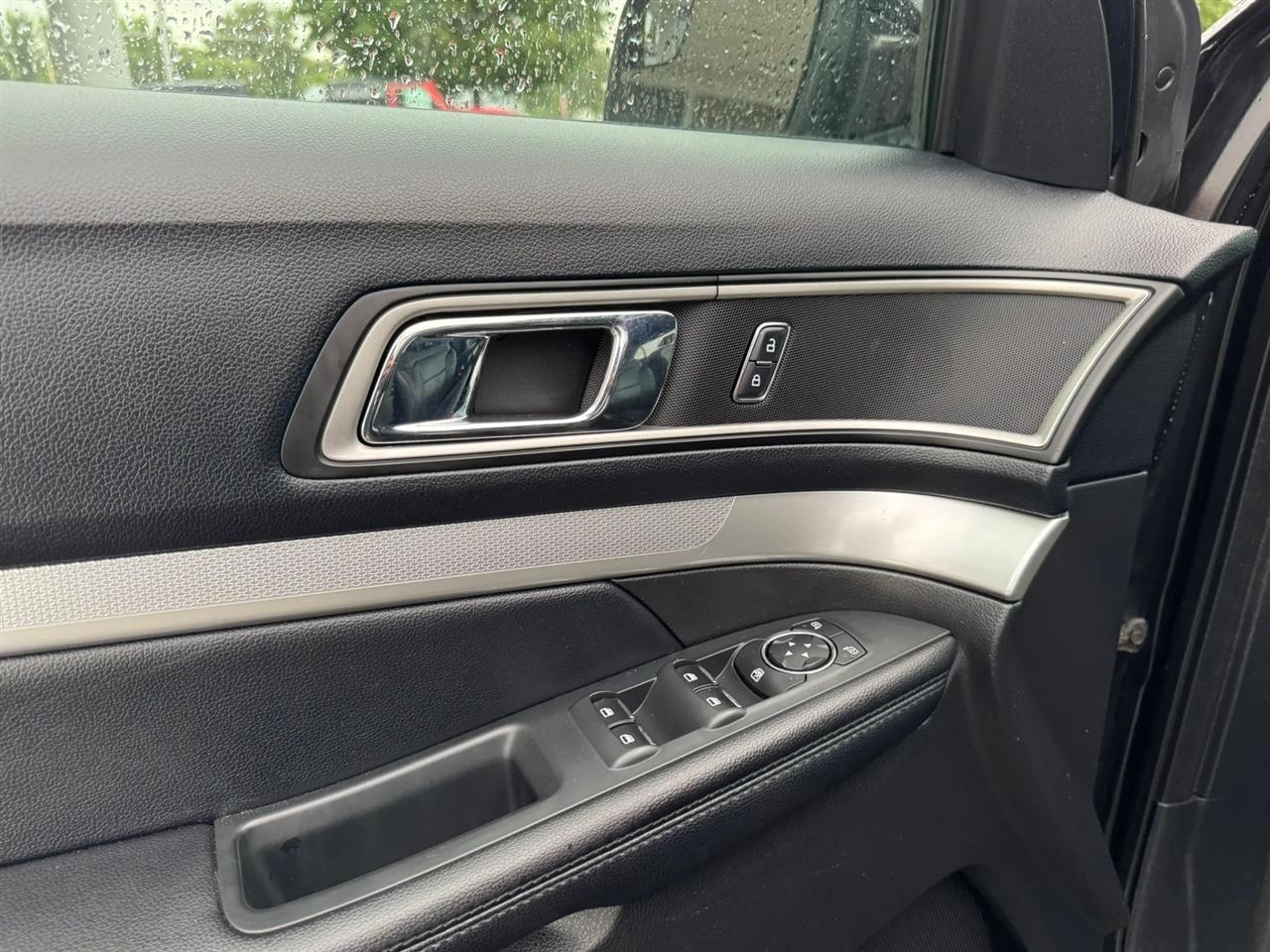 Ford Explorer  2016