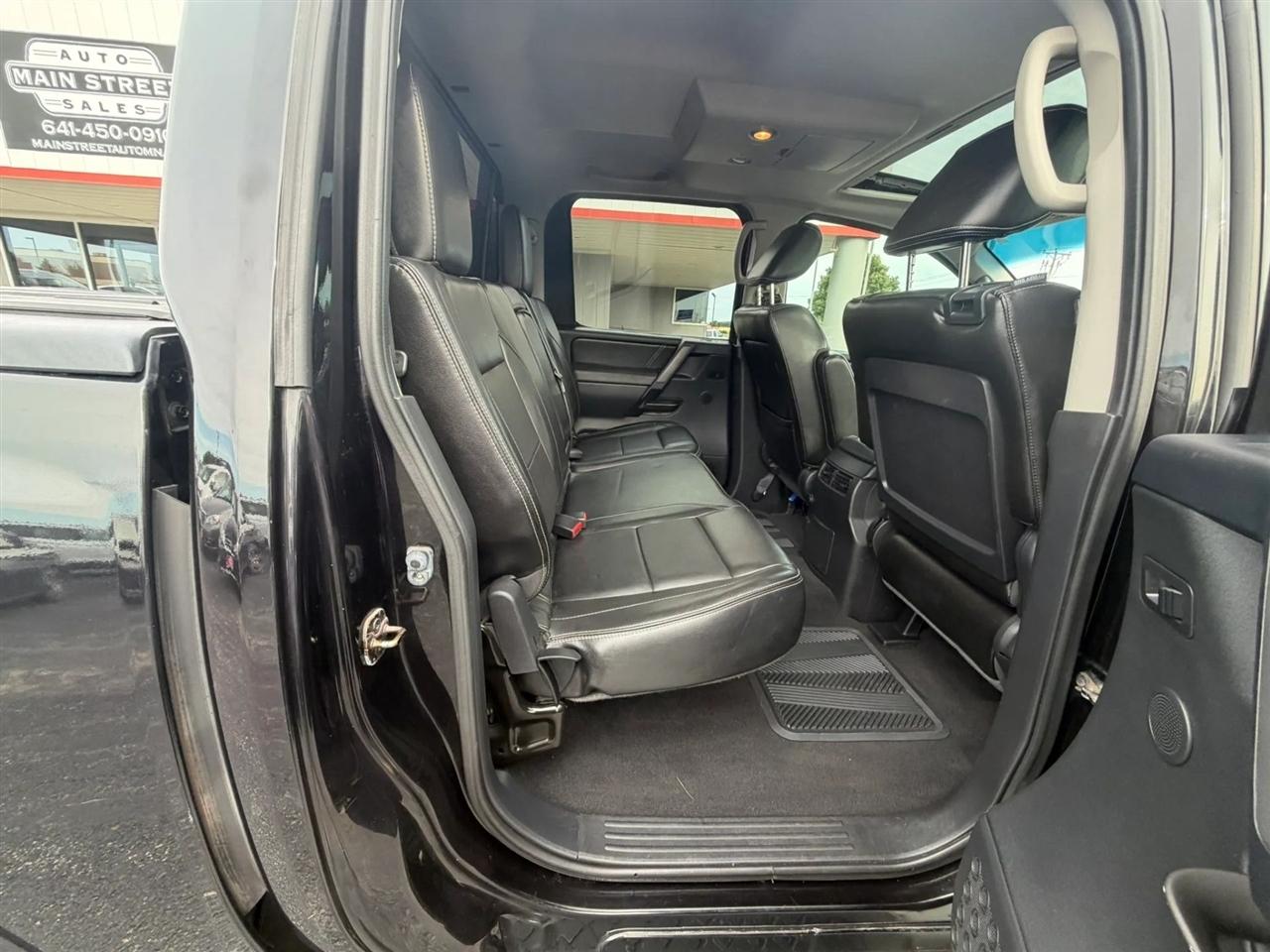 Nissan Titan  2013