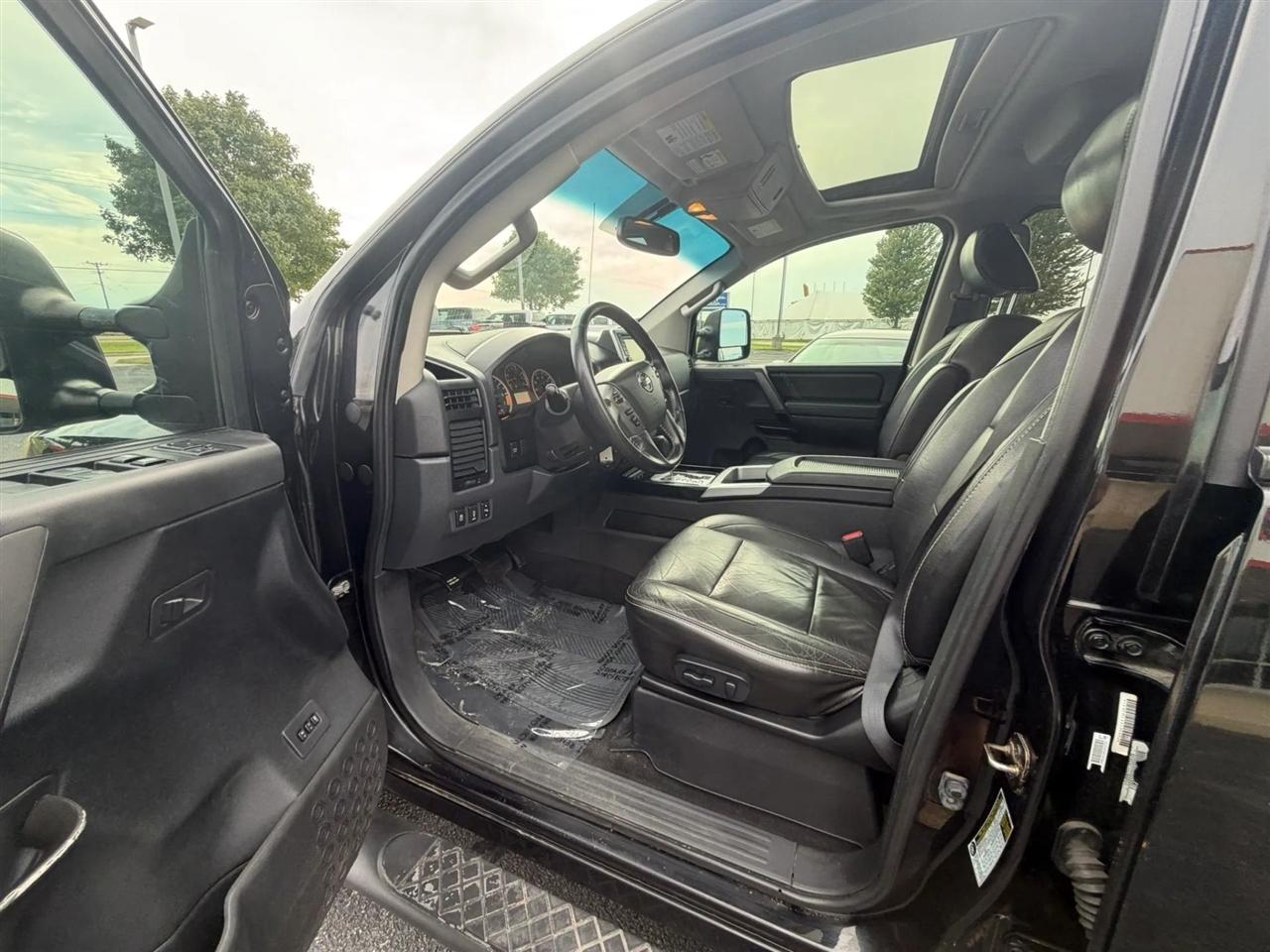 Nissan Titan  2013