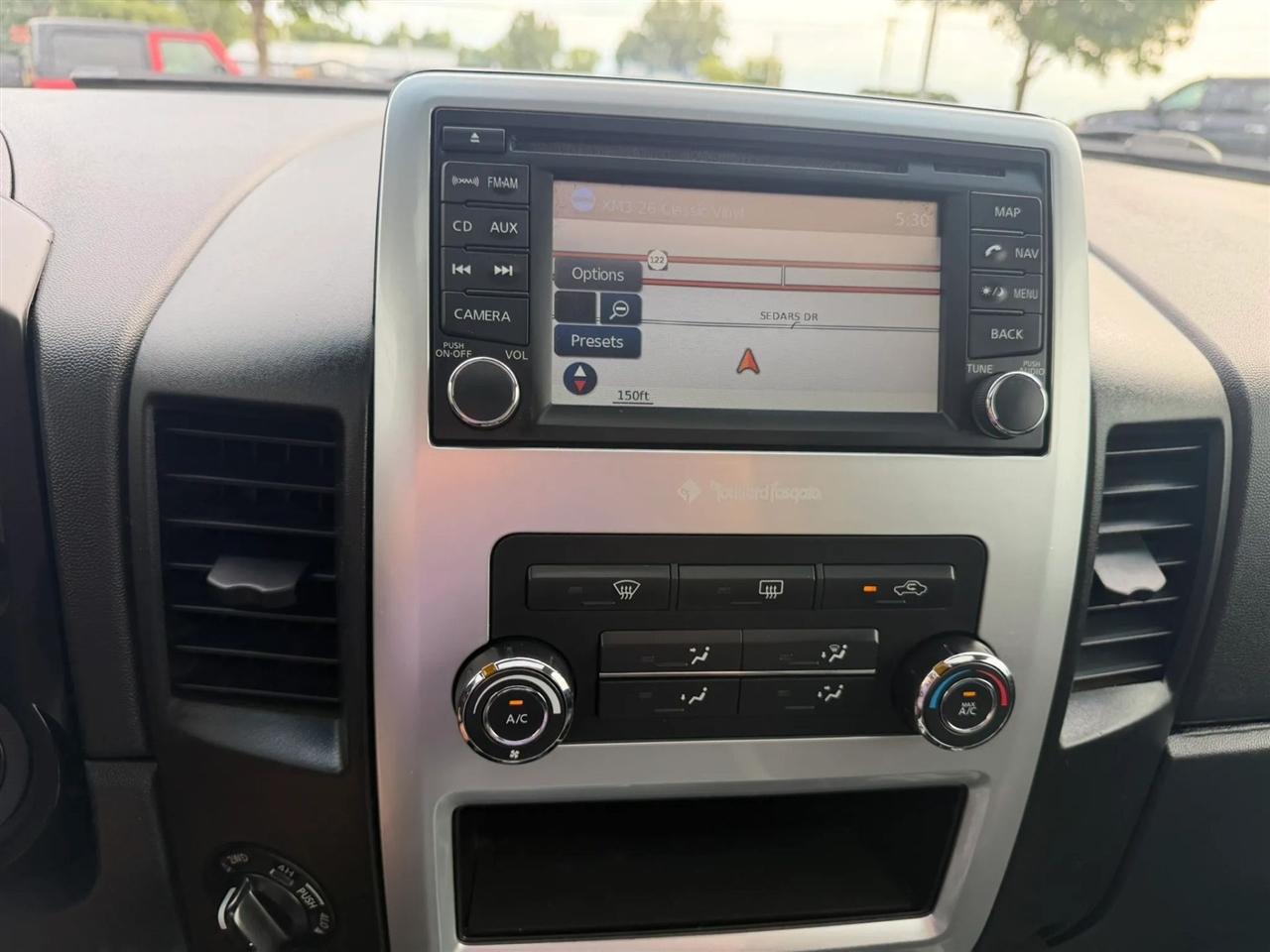 Nissan Titan  2013