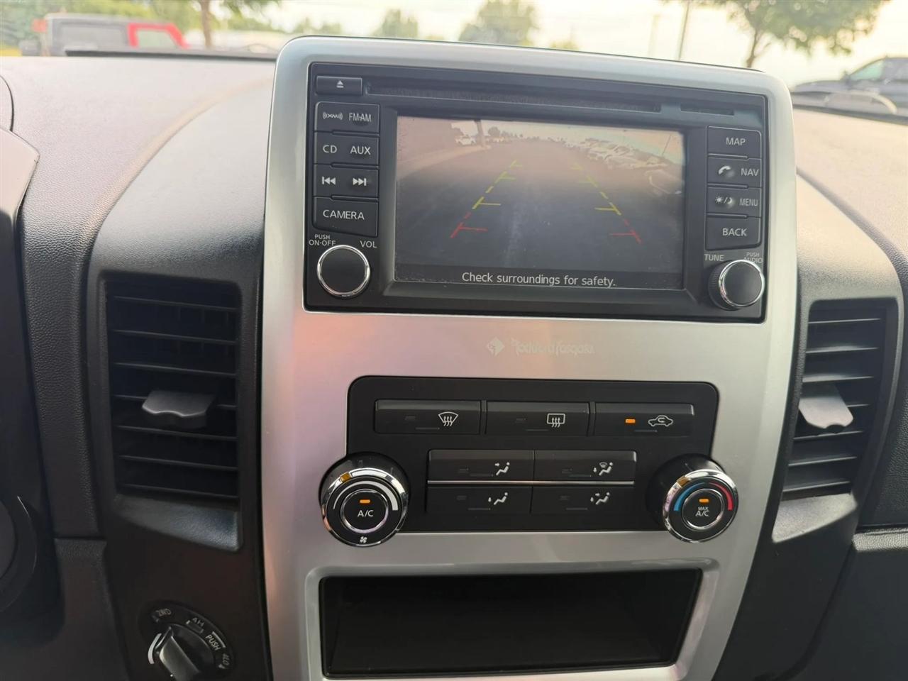 Nissan Titan  2013