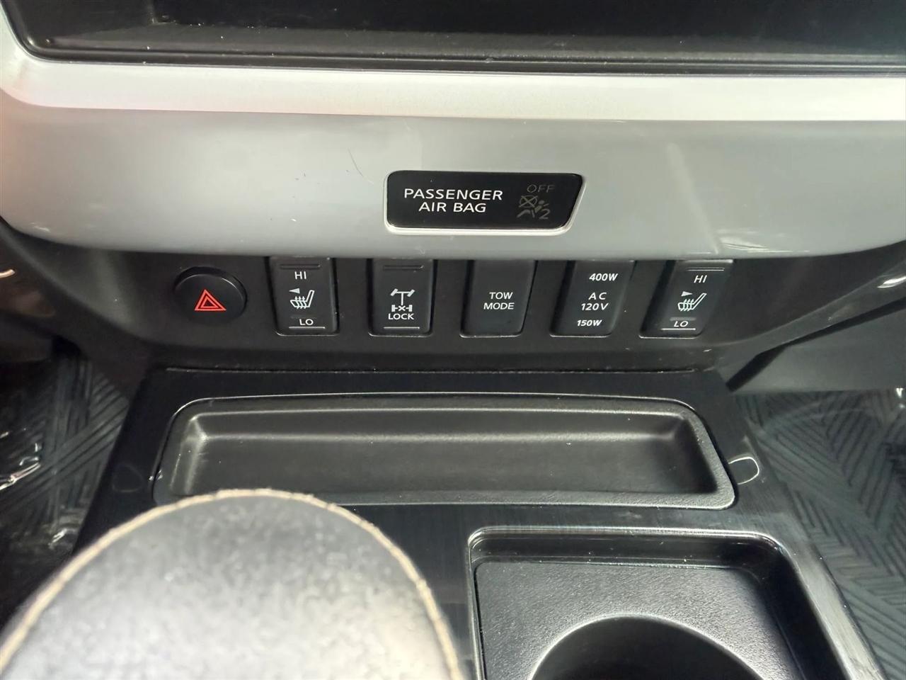 Nissan Titan  2013