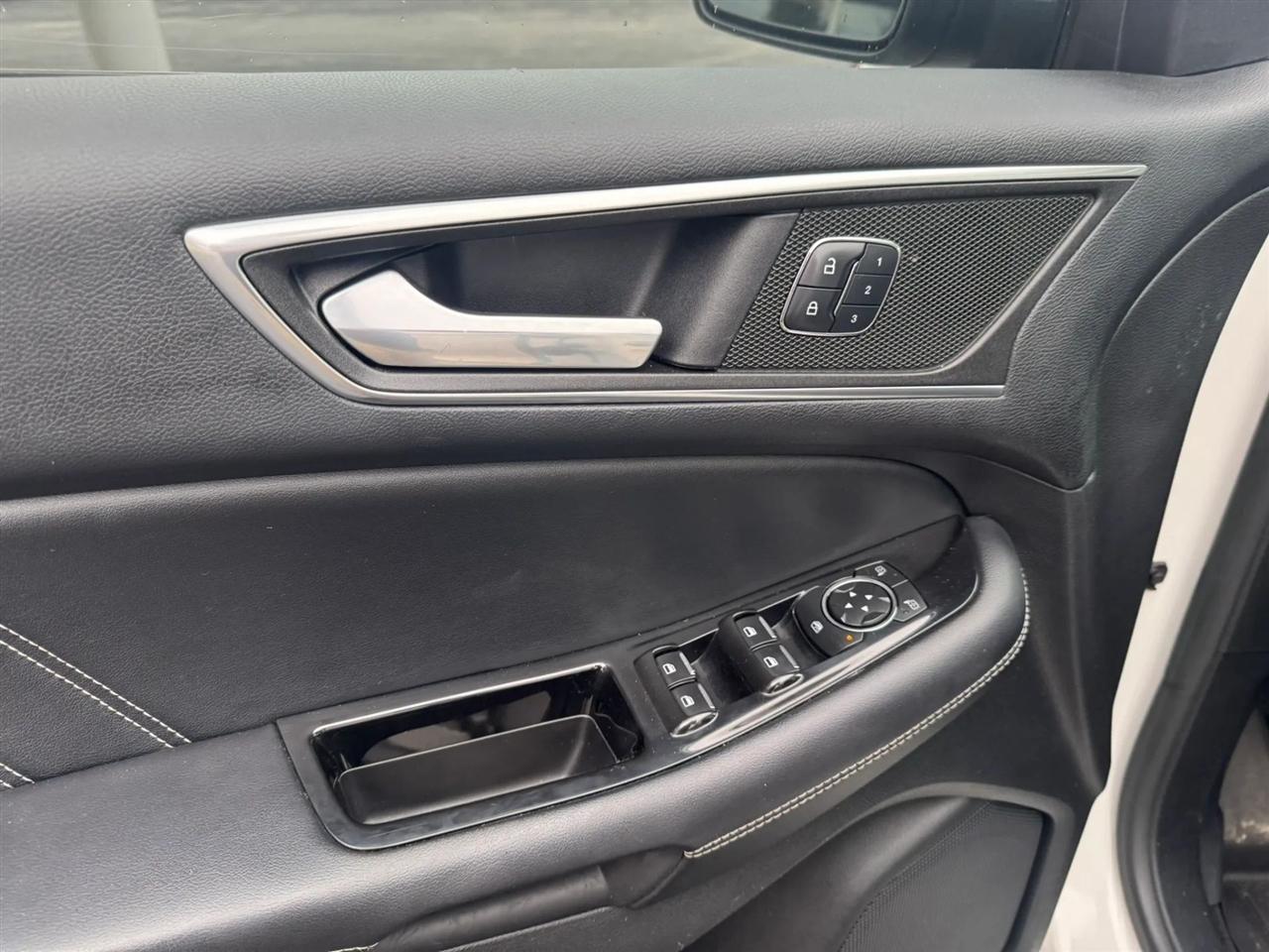 Ford Edge  2015