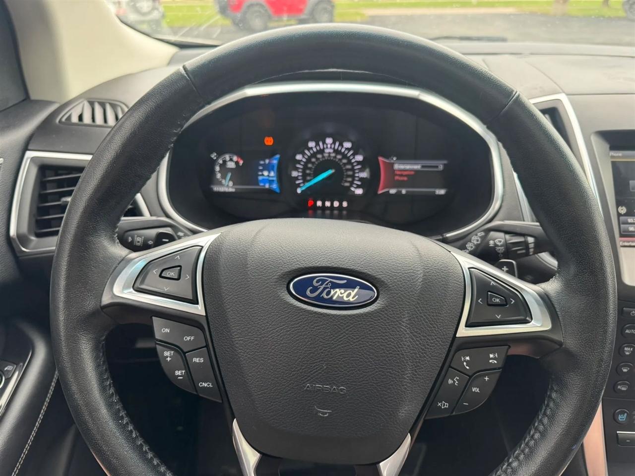 Ford Edge  2015
