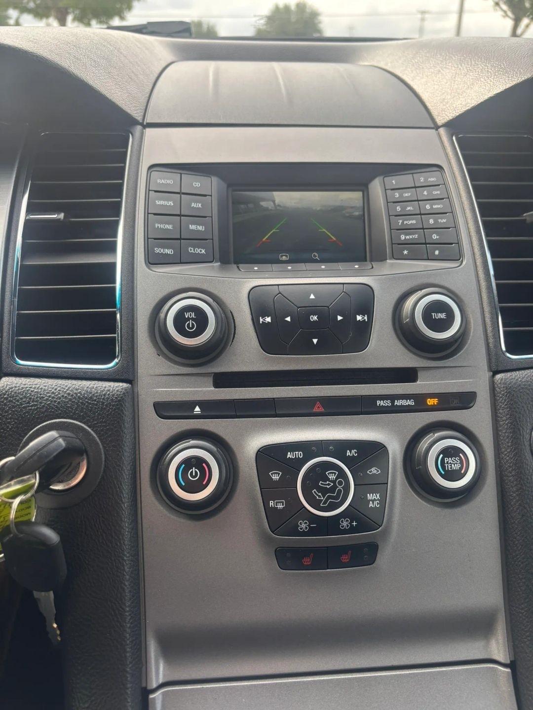 Ford Taurus  2018