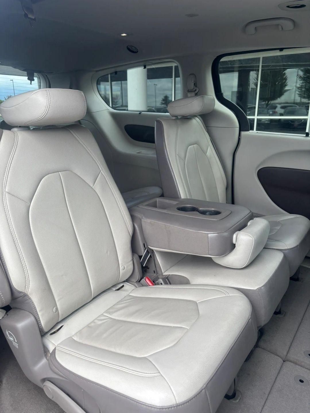 Chrysler Pacifica  2017