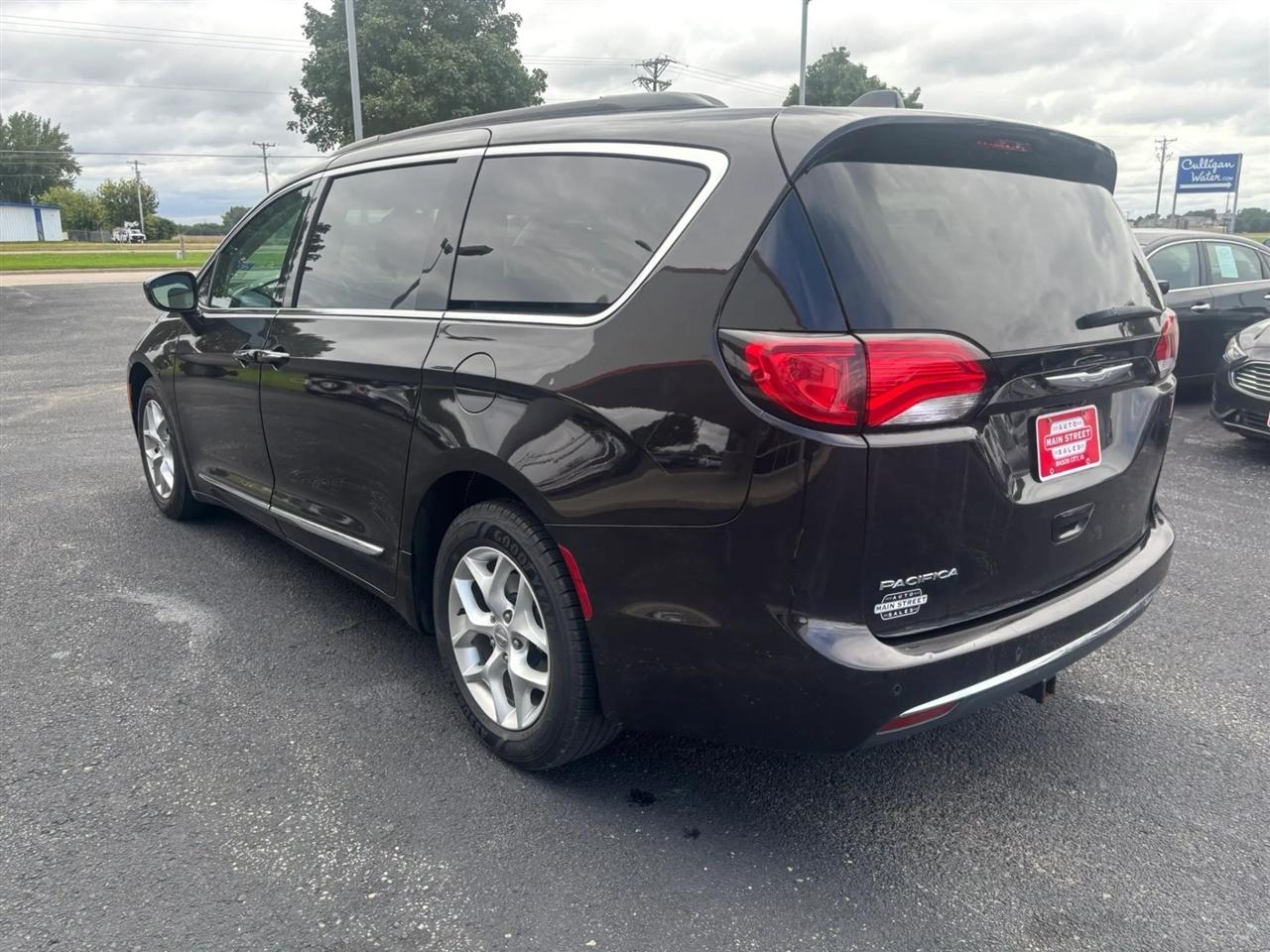 Chrysler Pacifica  2017