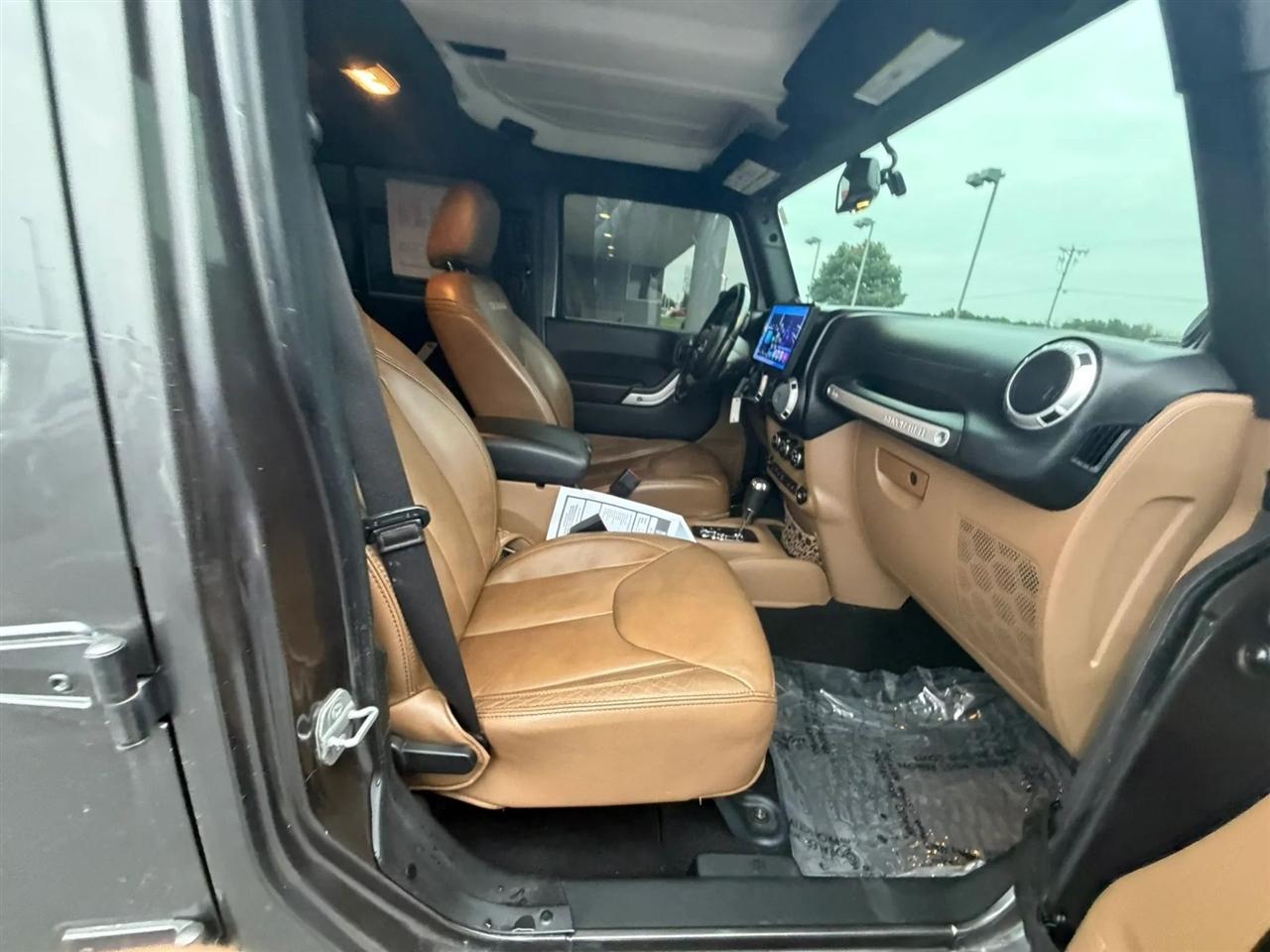 Jeep Wrangler  2014