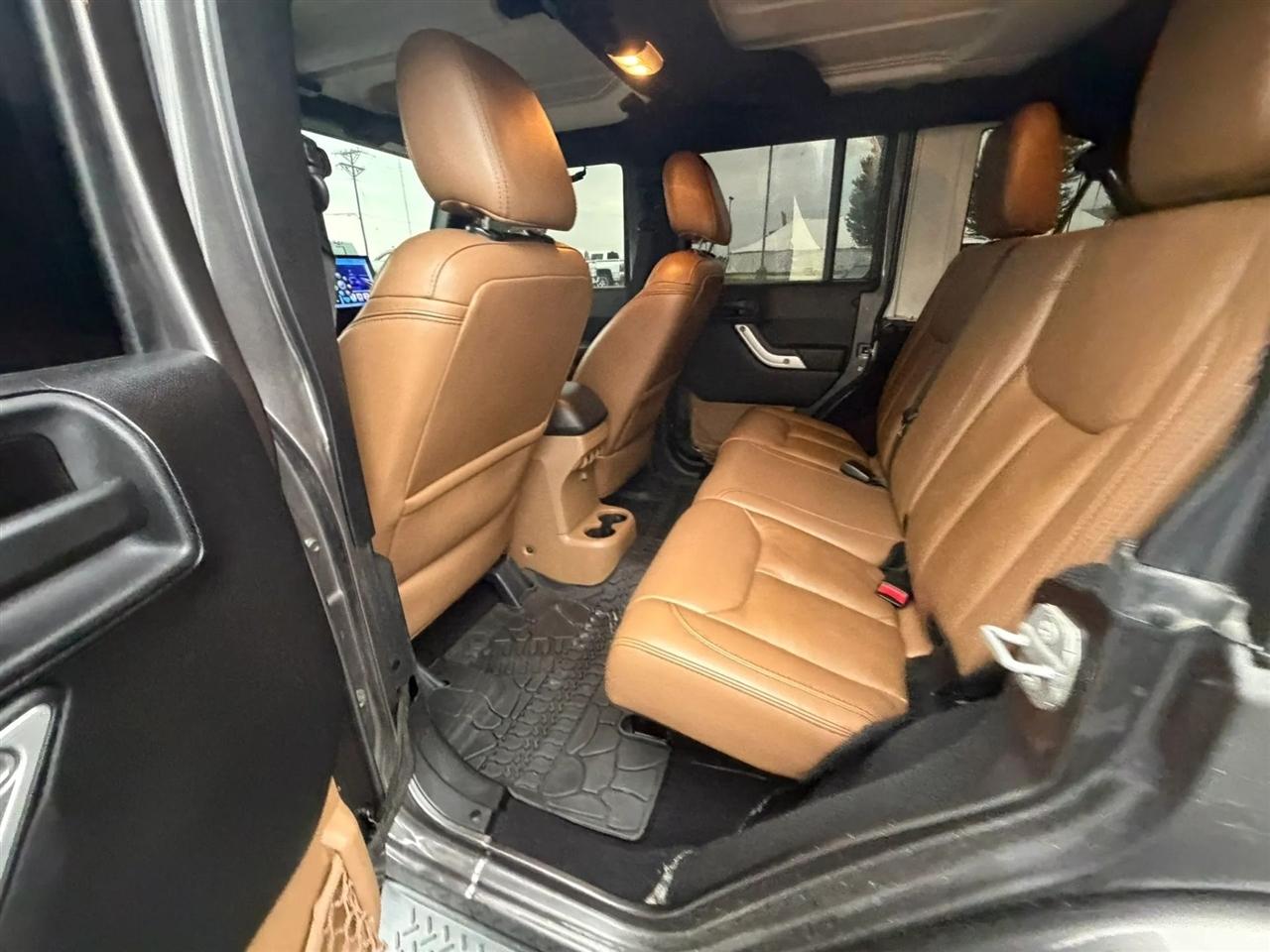 Jeep Wrangler  2014