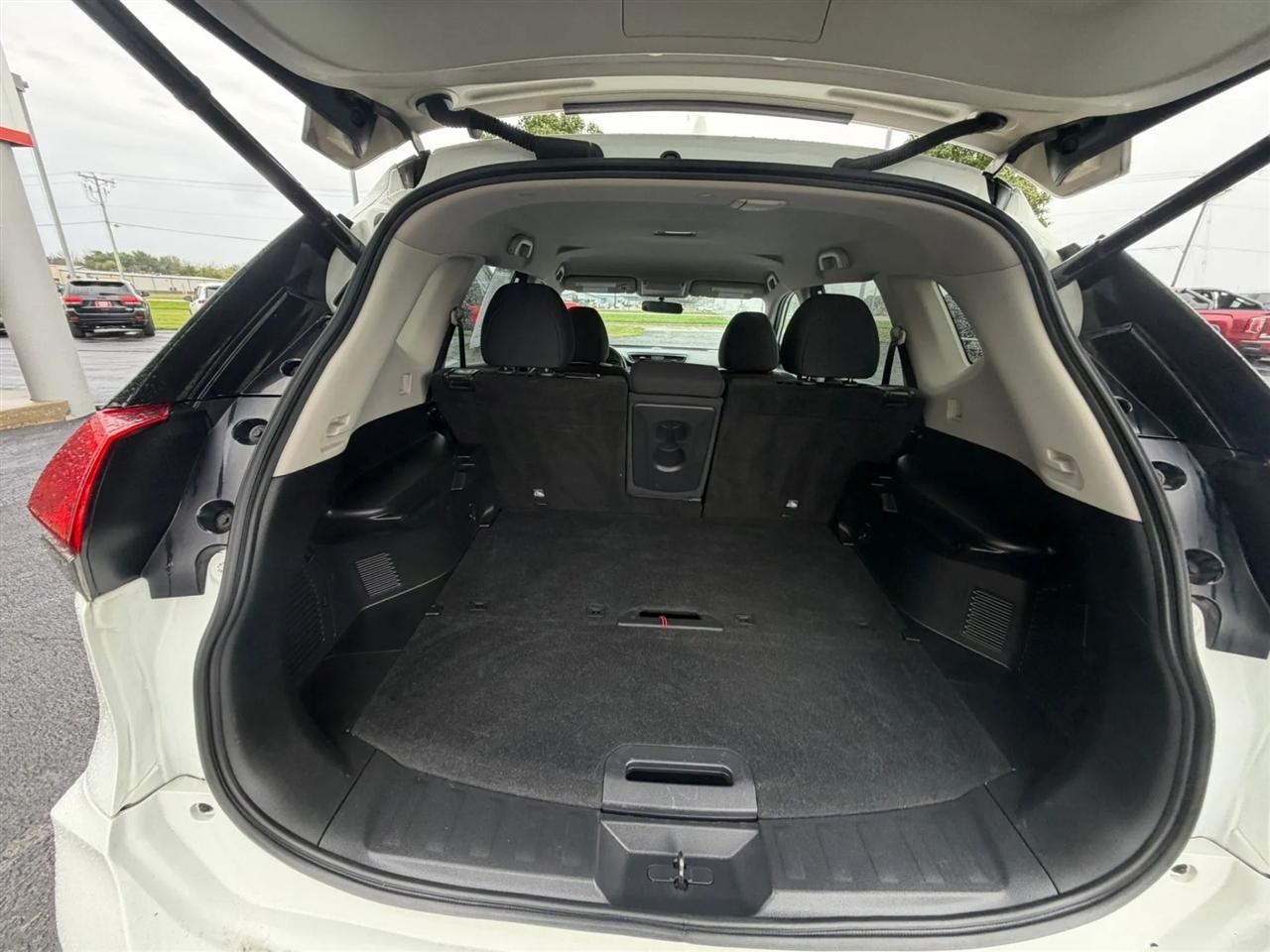 Nissan Rogue  2017