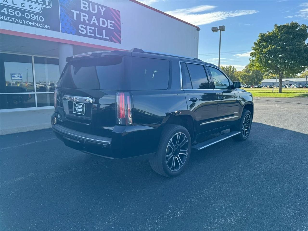 GMC Yukon Denali  2016