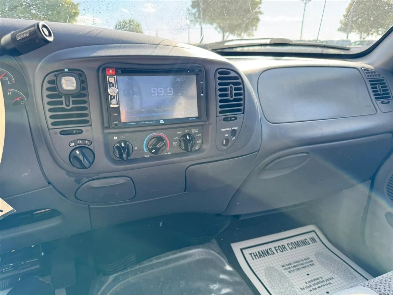 Ford F-150  2002