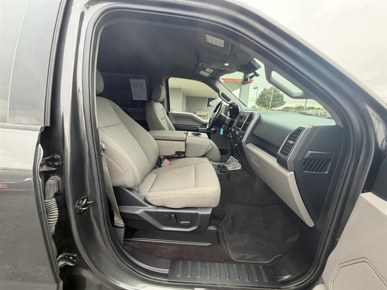 Ford F-150  2019