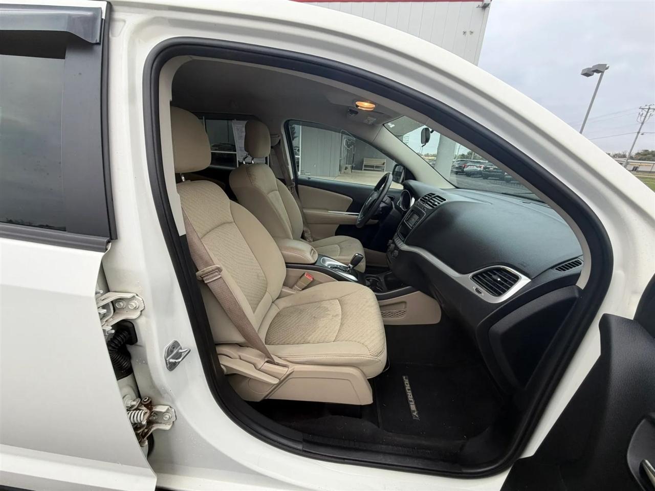Dodge Journey  2012