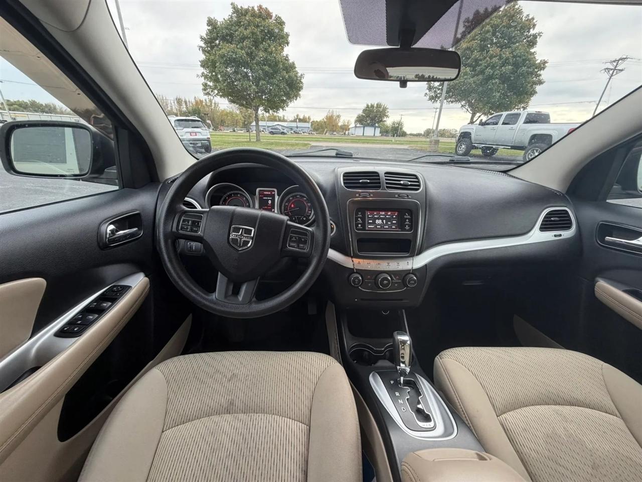 Dodge Journey  2012