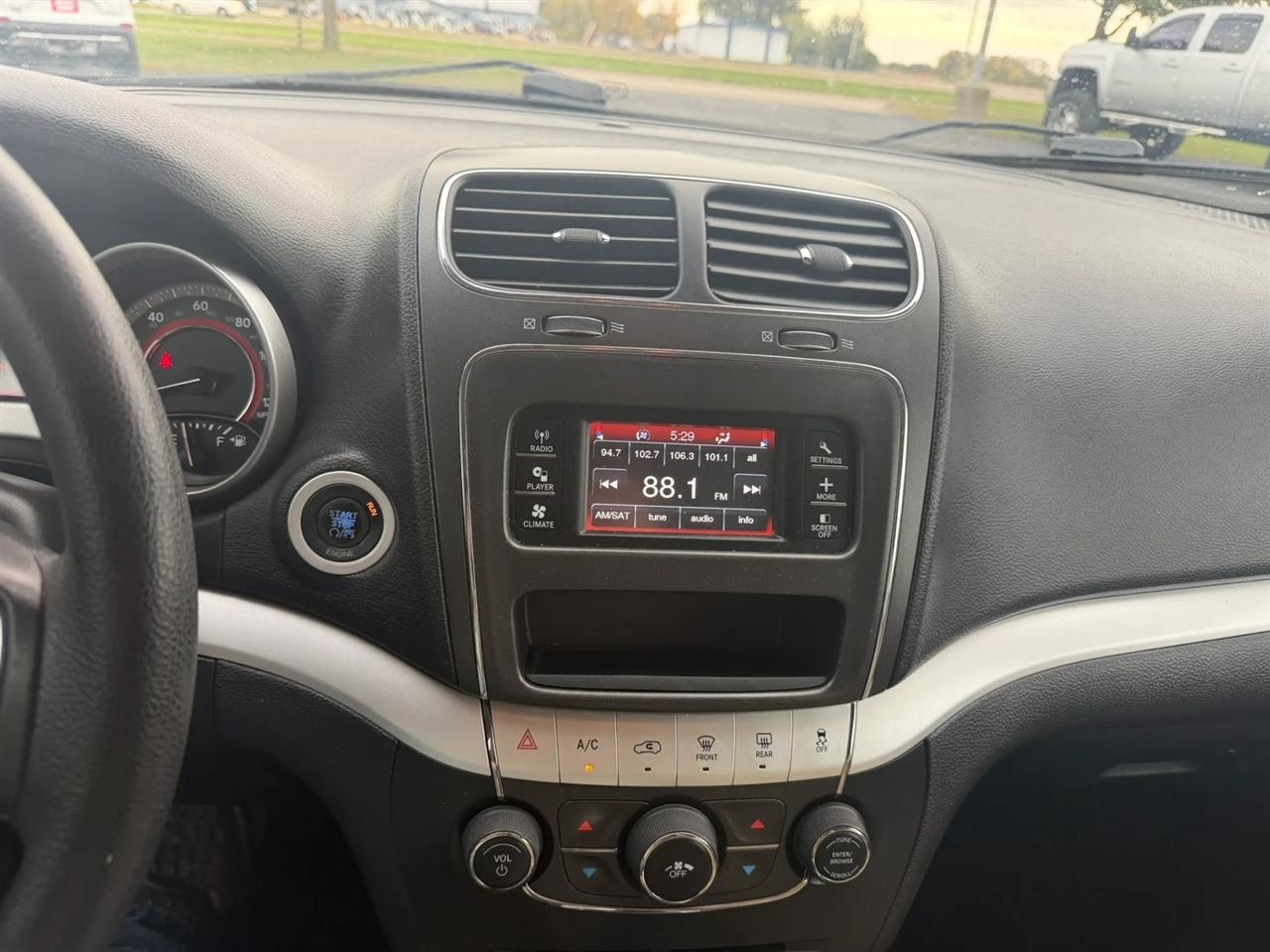 Dodge Journey  2012